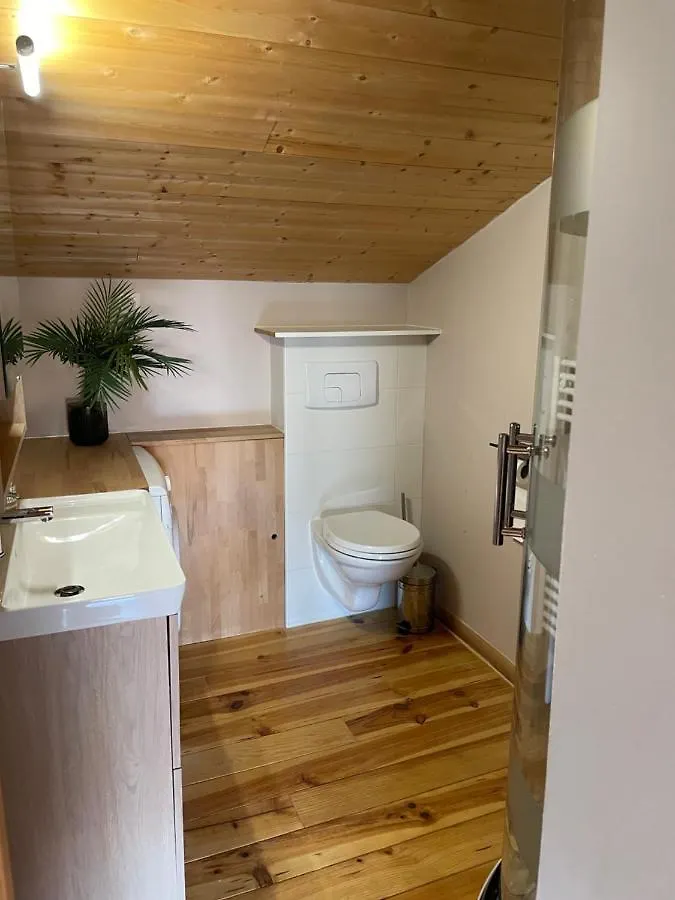 Sublime studio de caractère ,50 m2 climatisé . Montlaur-en-Diois